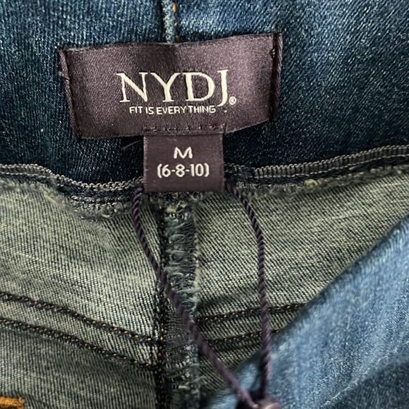 NYDJ Pull-On Super Skinny Ankle Jeans with slit - Picture 3 of 9
